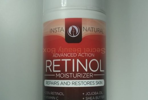 Insta natural Retinol moisturiser
