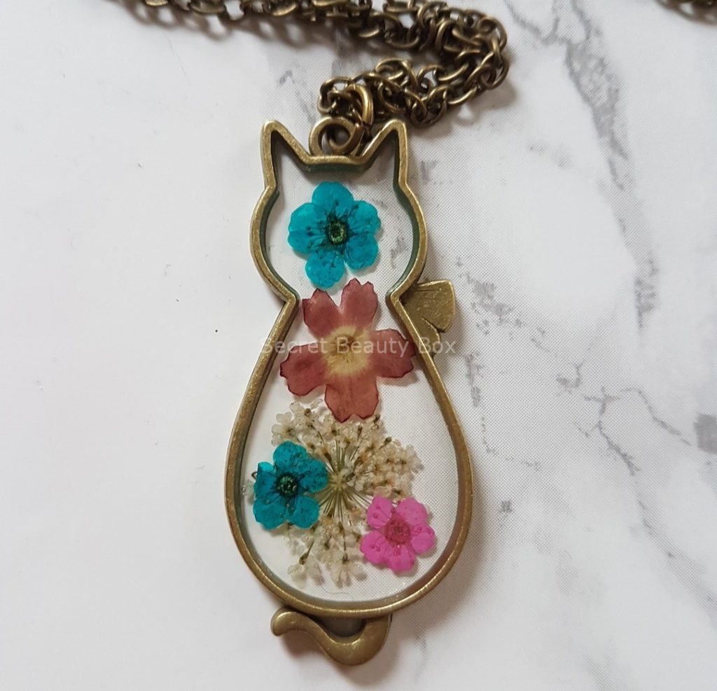 My purrfect gift box