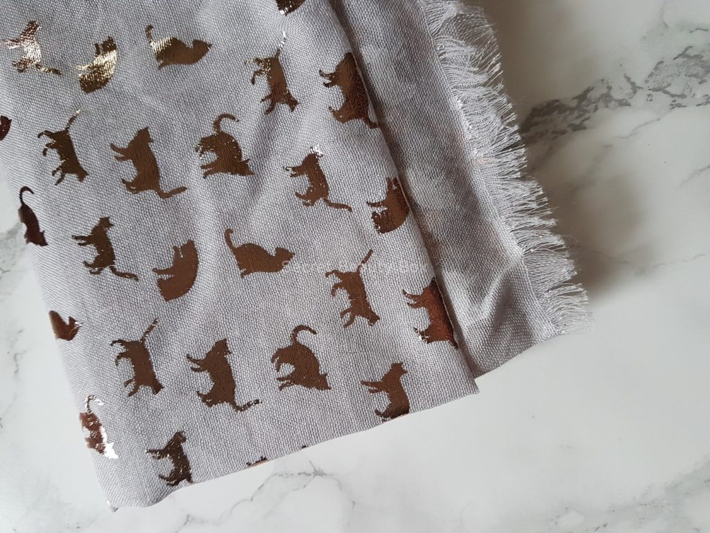 My purrfect gift box